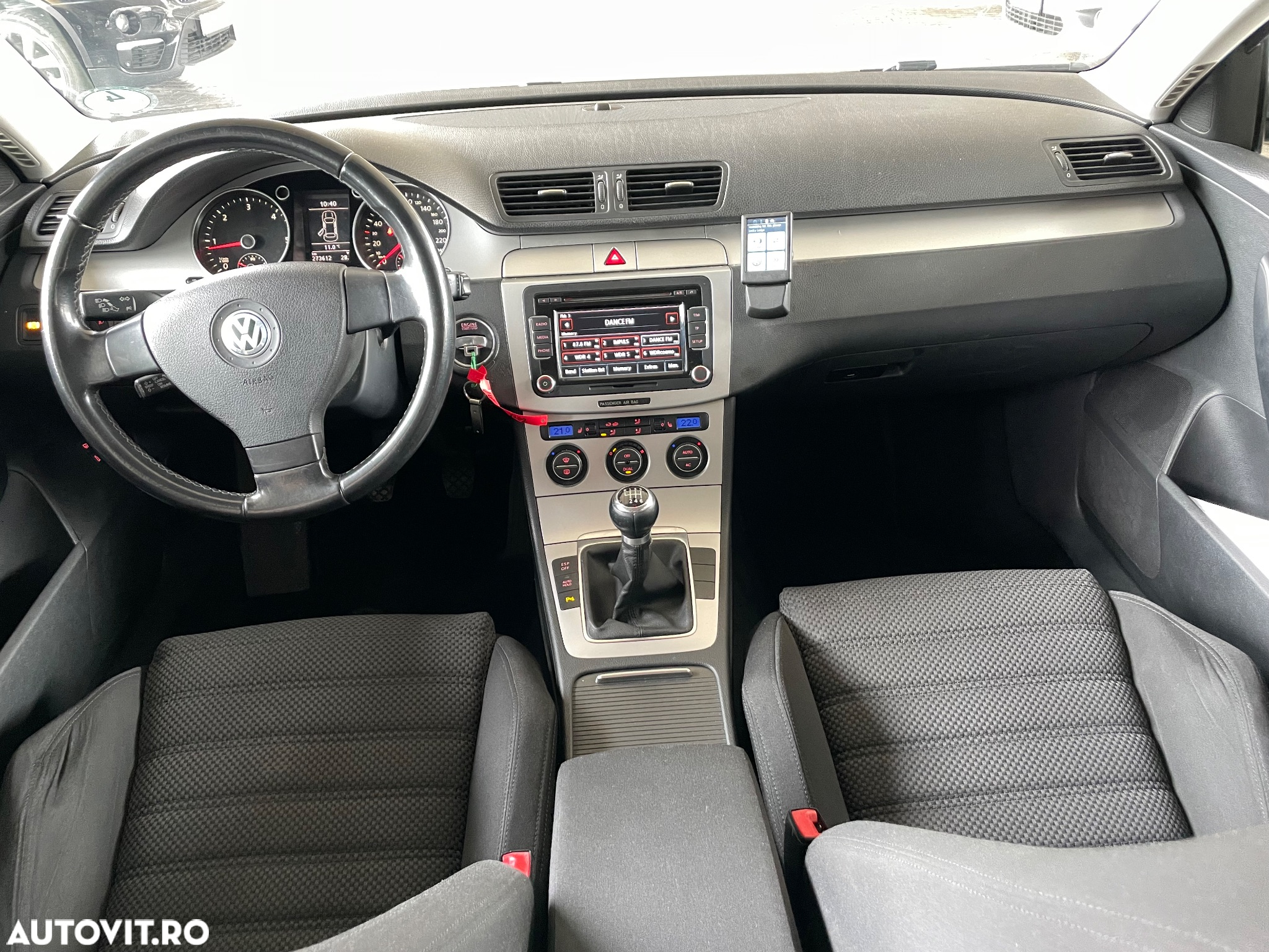 Volkswagen Passat 2.0 TDI DPF Sportline - 7