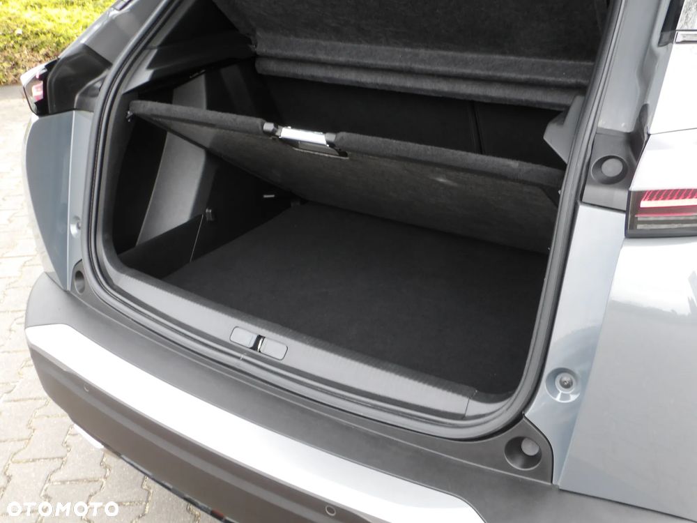 Peugeot 2008 1.2 PureTech GT S&S EAT8 - 10