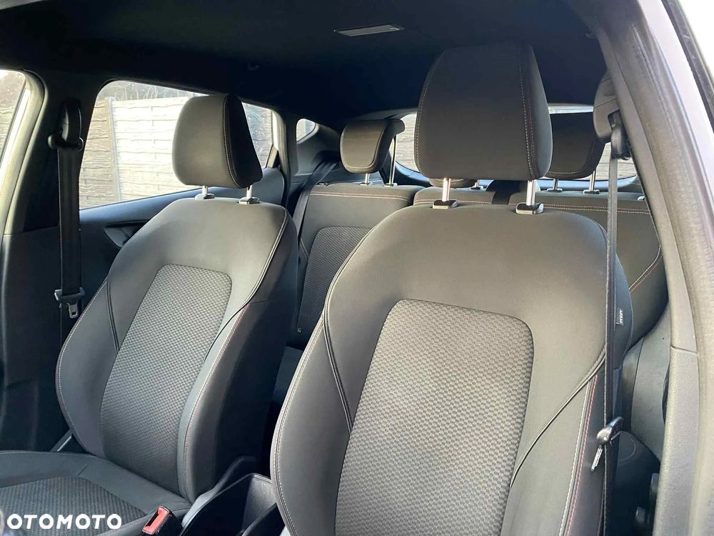 Ford Fiesta 1.5 TDCi S&S ST-LINE - 10