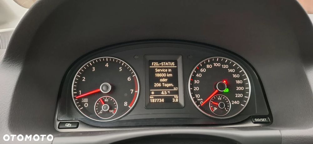 Volkswagen Touran 1.4 TSI DSG Highline - 16