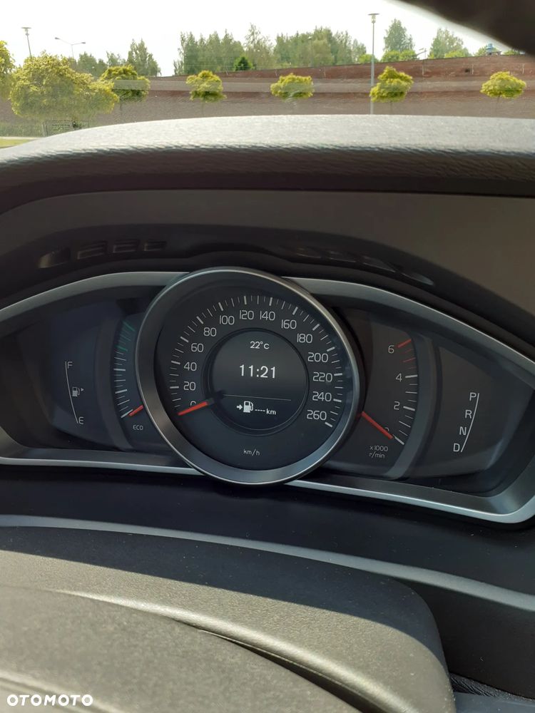 Volvo V40 - 6