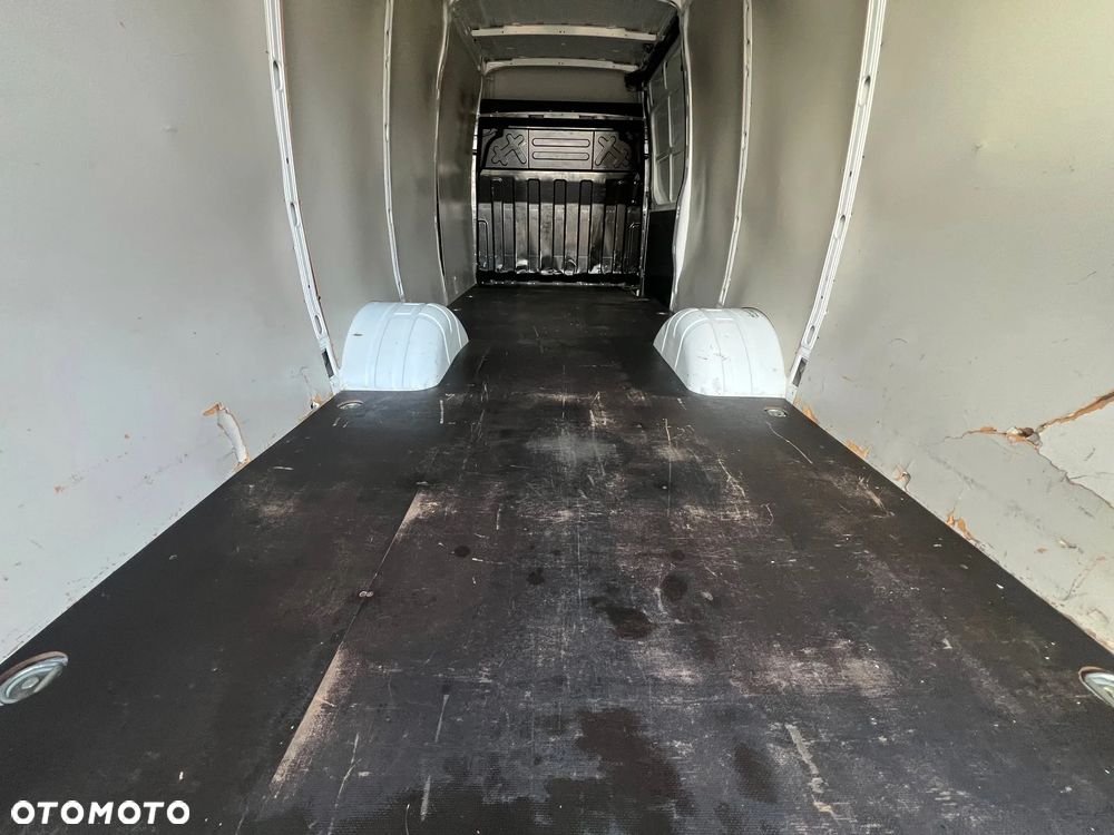 Iveco Daily 35C14 Furgon Blaszak Maxi Long Bliźniaki Salon PL, Jeden Właściciel - 14