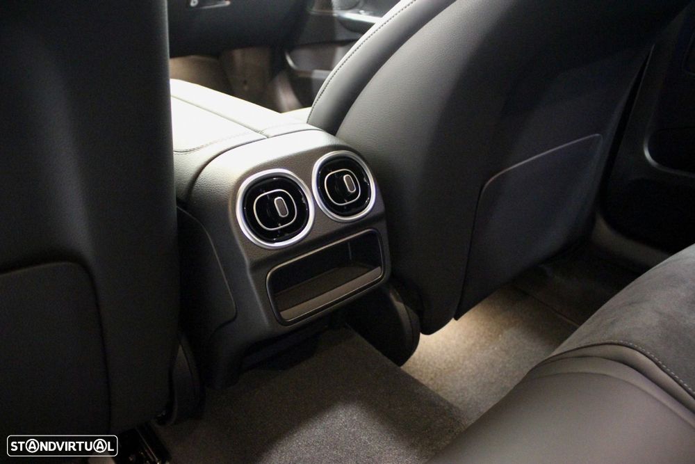 Mercedes-Benz C 300 de AMG Line - 46