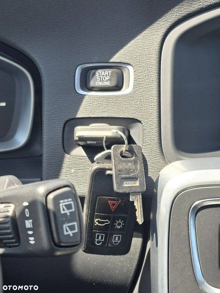 Volvo V60 - 32