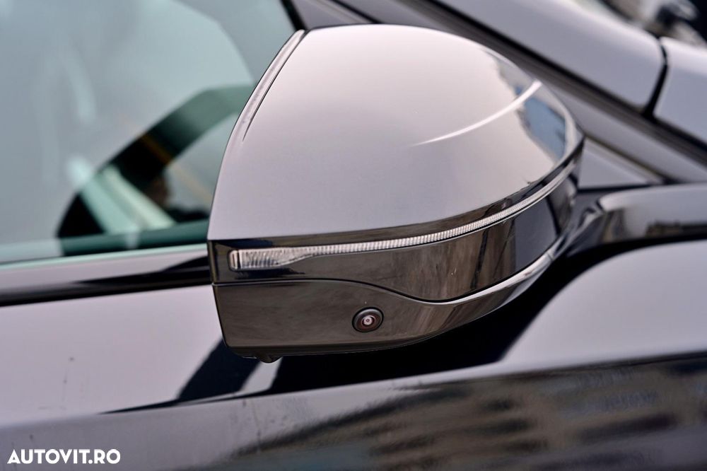 BMW Seria 5 520i AT MHEV - 21