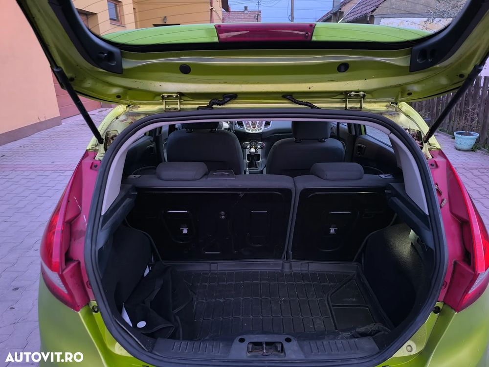Ford Fiesta 1.6 TDCI DPF Titanium - 2