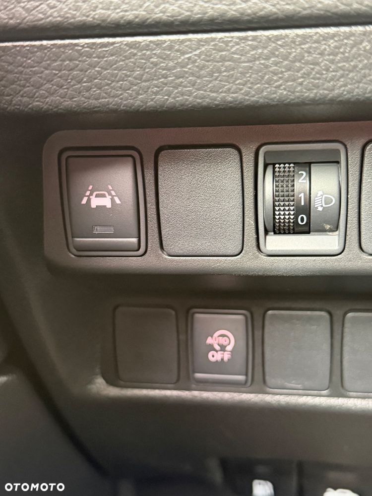 Nissan Qashqai 1.3 DIG-T N-Tec - 23