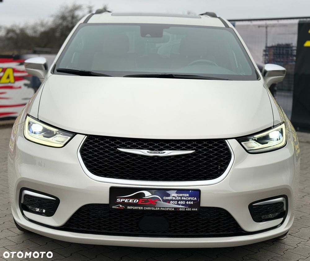 Chrysler Pacifica - 5