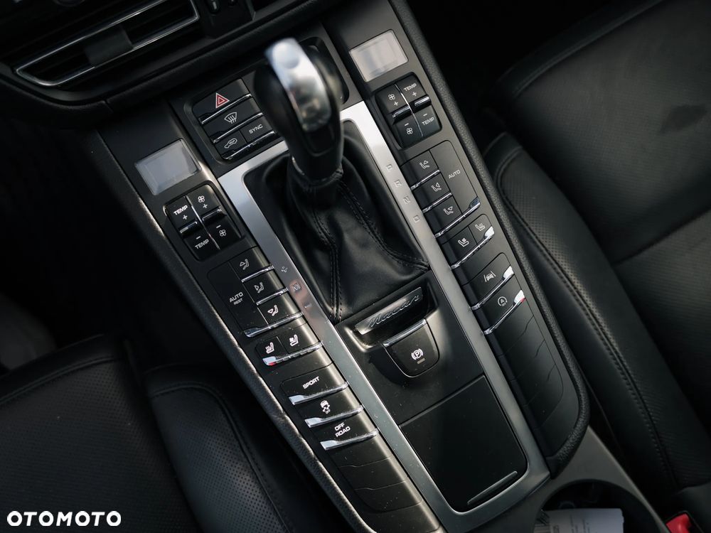 Porsche Macan - 15