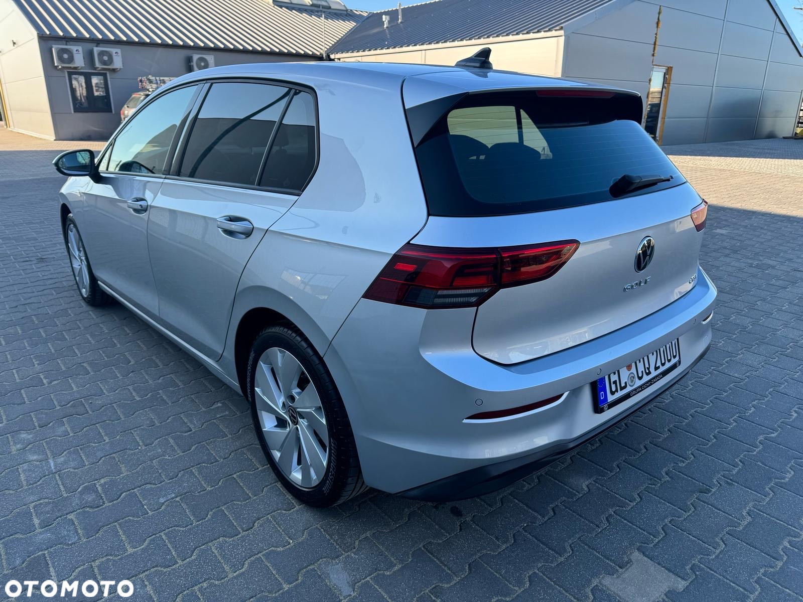 Volkswagen Golf - 5