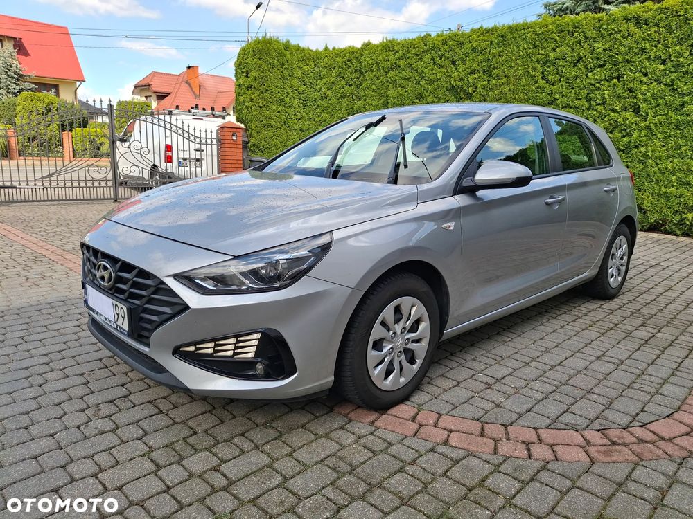 Hyundai i30 1.5 DPI Classic + - 6