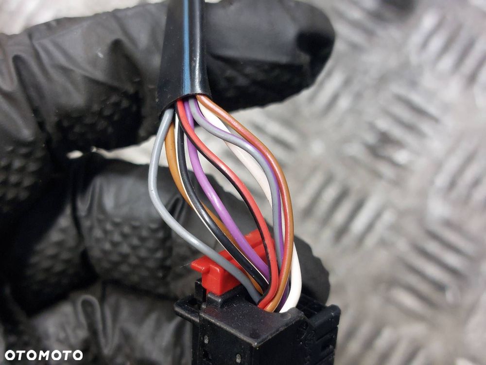 LUSTERKO LEWE ELEKTRYCZNE VOLKSWAGEN TOURAN I LIFT LC9X 8 PIN EU ID: 239679 - 6