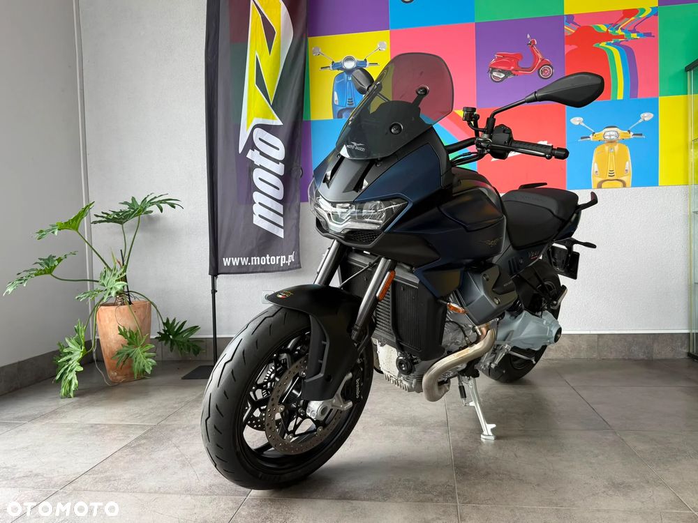 Moto Guzzi V100 Mandello - 8
