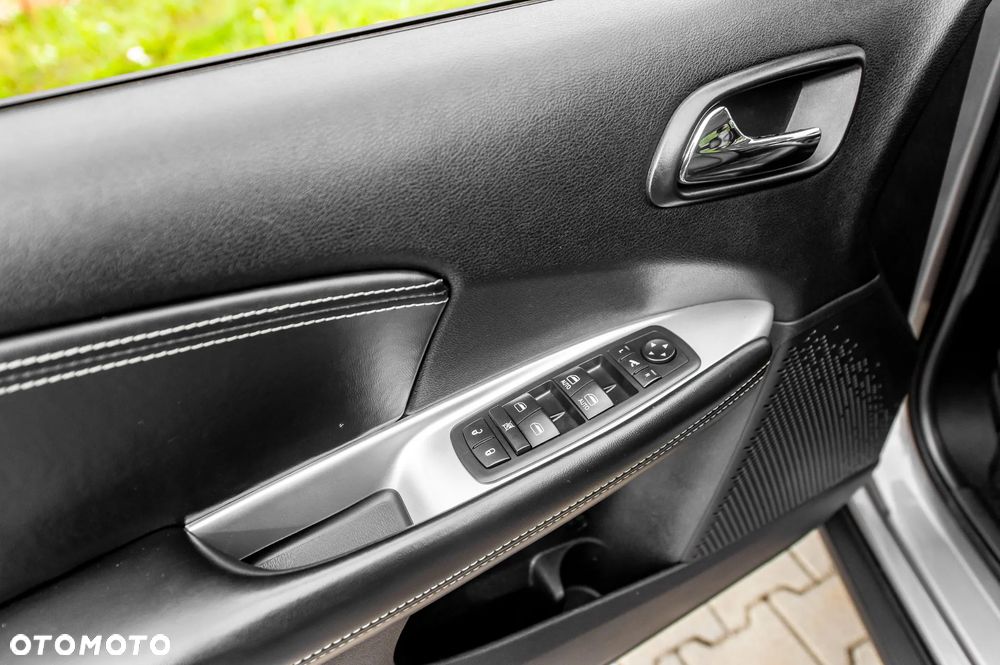 Fiat Freemont 2.0 Multijet 16V DPF Automatik Allrad Black Code - 31