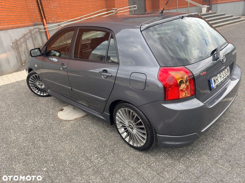 Toyota Corolla - 6