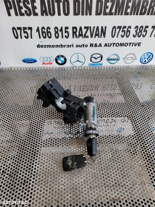Contact Cu Cheie Opel Astra J Volan Stanga Dezmembrez Opel Astra J Cod 20939745  12940210556 - 1