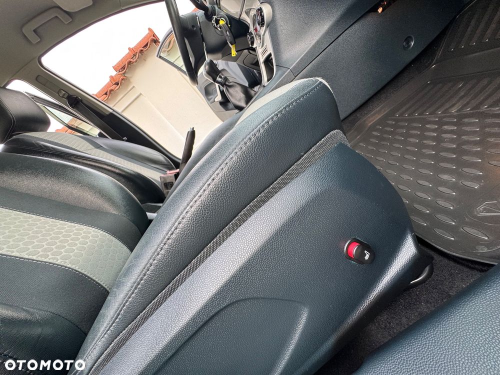 Ford Fiesta - 20