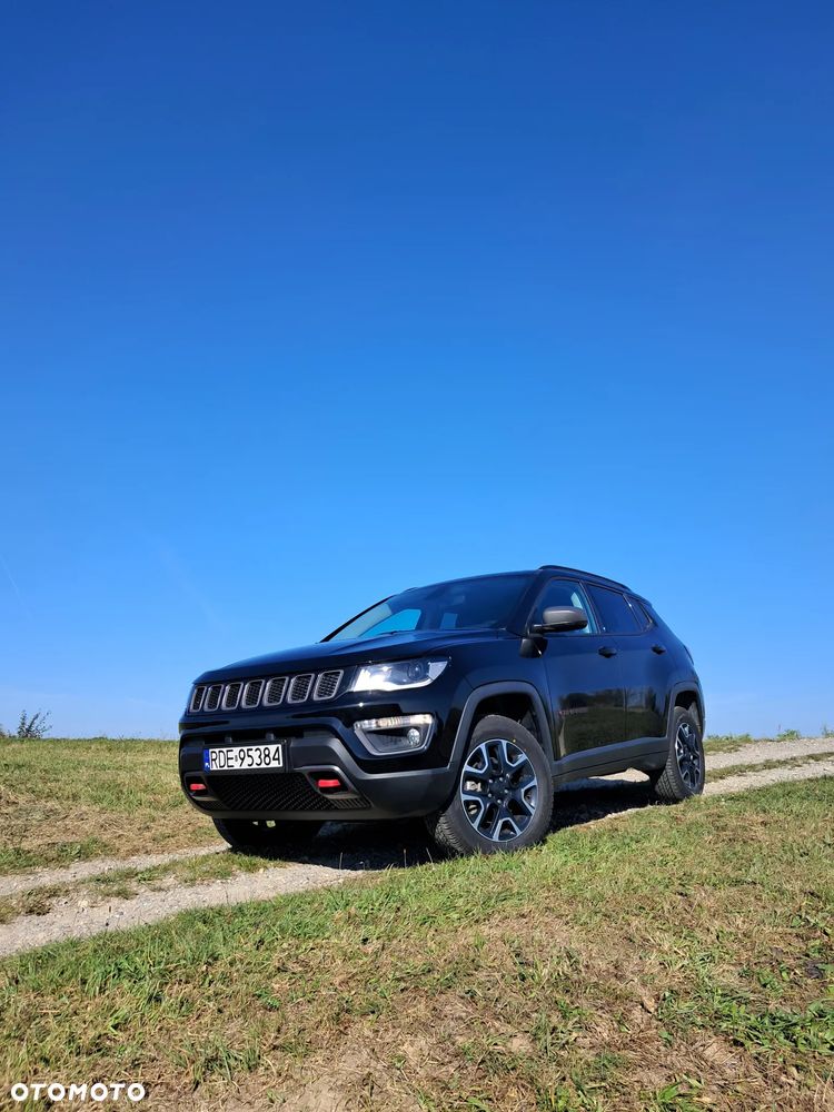 Jeep Compass - 26
