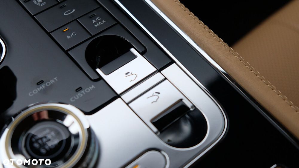 Bentley Continental GT - 17