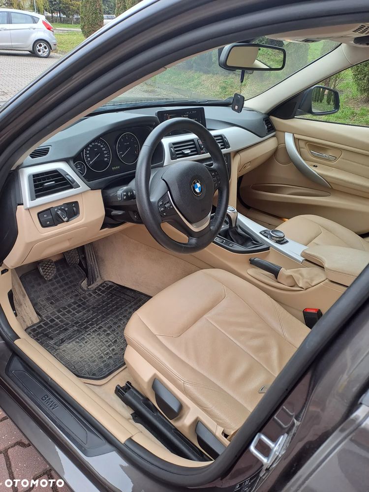 BMW Seria 3 320d - 9