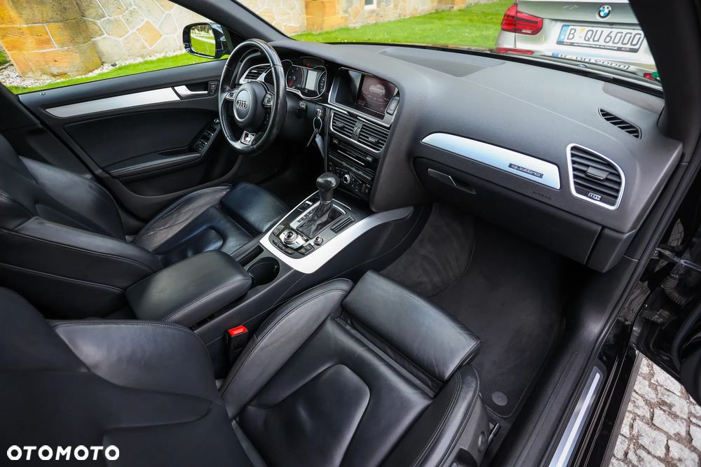 Audi A4 Avant 2.0 TDI DPF clean diesel quattro S tronic S line Sportpaket - 25