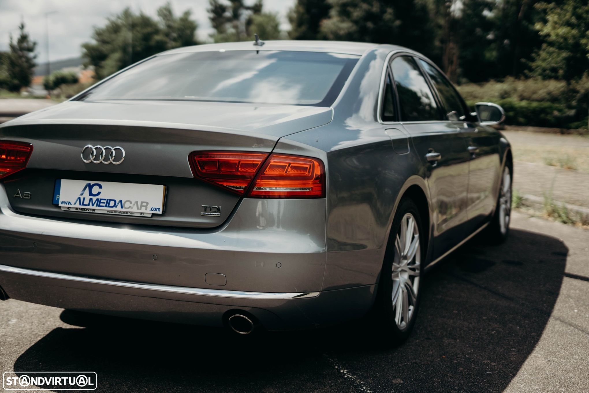 Audi A8 4.2 TDi V8 quattro Exclusive - 8