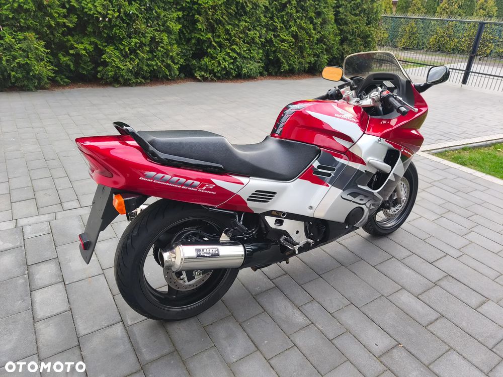 Honda CBR - 3