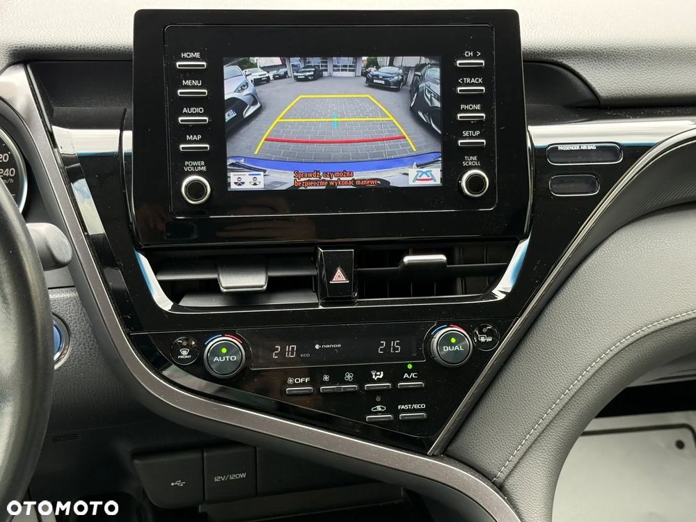 Toyota Camry 2.5 Hybrid Comfort CVT - 7
