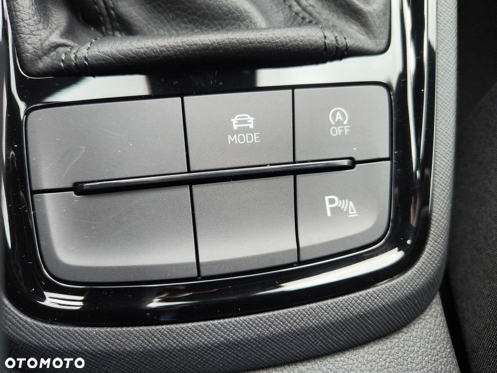 Skoda Scala 1.0 TSI Monte Carlo DSG - 29