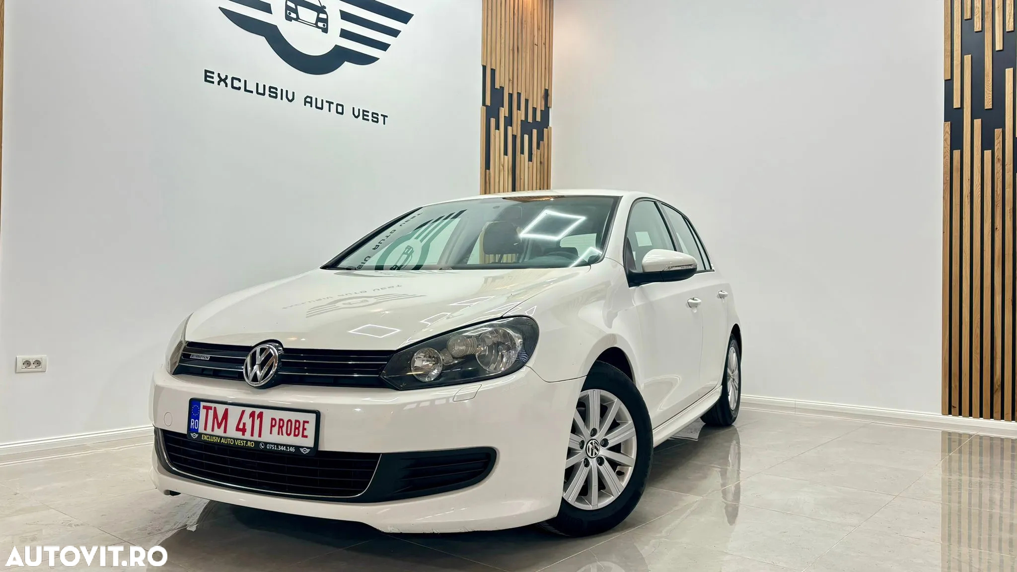 Volkswagen Golf 1.6 TDI DPF BlueMotion - 2