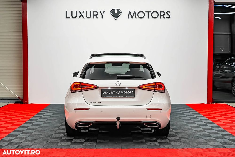 Mercedes-Benz A 180 d 7G-DCT Progressive - 13