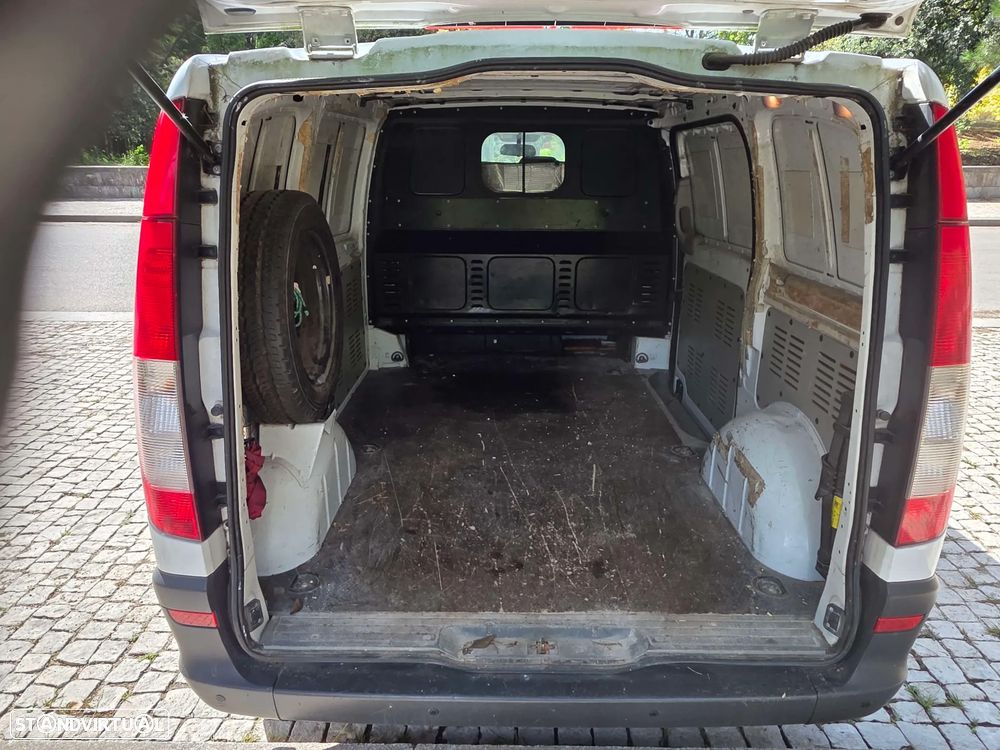 Mercedes-Benz Vito 109 CDi/32 9L Compacto - 16