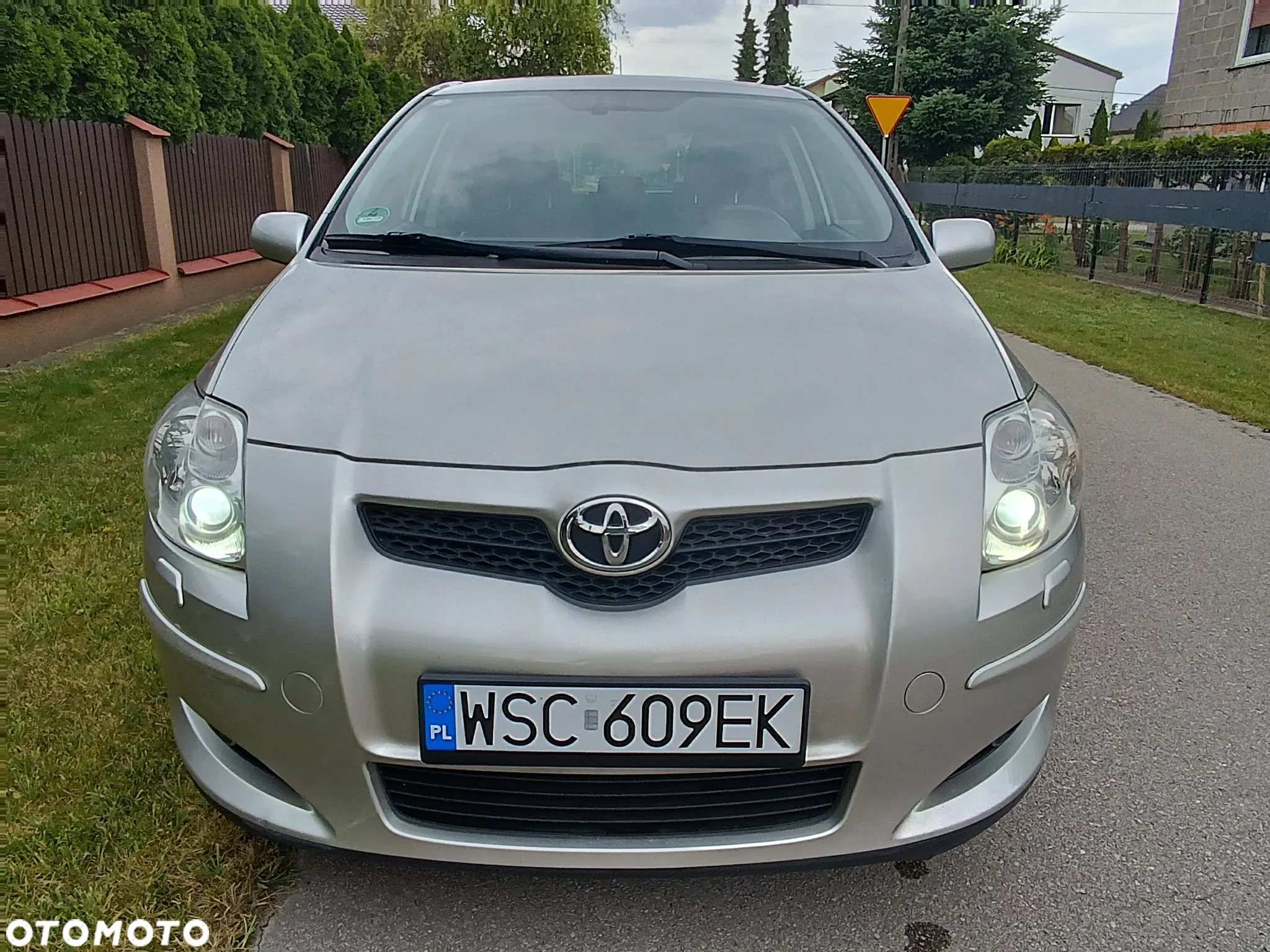 Toyota Auris 1.6 VVT-i Prestige MM - 3