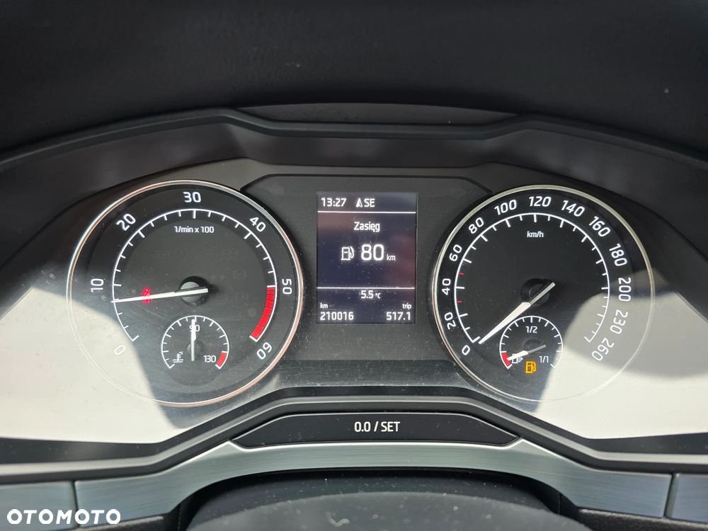 Skoda Superb 2.0 TDI Ambition - 11