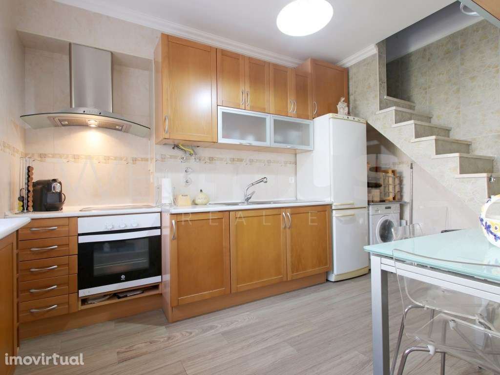 Moradia T3 com 111m² no Centro do Barreiro - Oportunidade Imperdível! - Grande imagem: 2/19