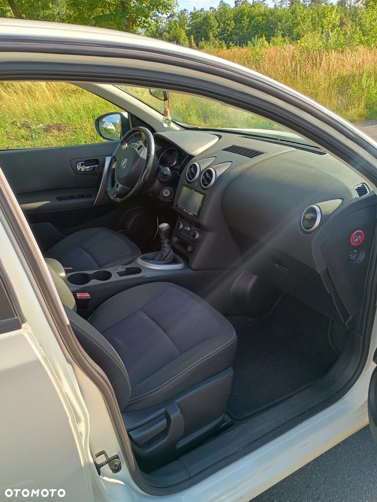 Nissan Qashqai 2013 photo 5