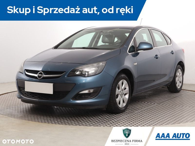 Opel Astra - 3