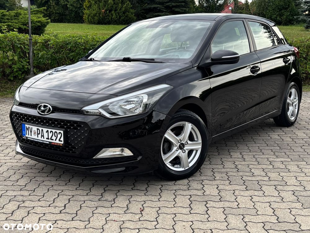 Hyundai i20 blue 1.2 Classic - 1