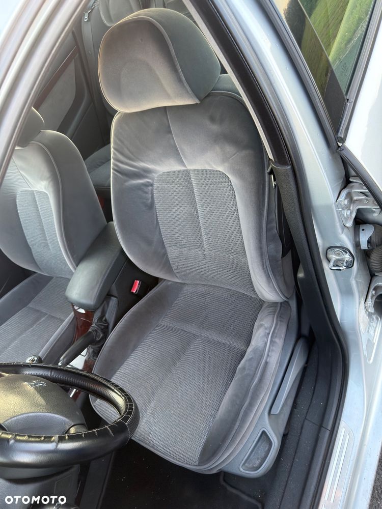 Peugeot 407 - 20