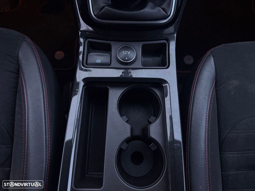 Ford Kuga 1.5 TDCi EcoBlue ST-Line X - 25