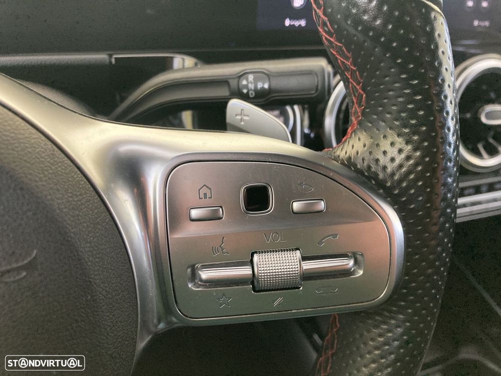 Mercedes-Benz GLA 180 d AMG Line - 18