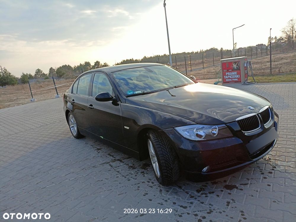 BMW Seria 3 318d DPF - 2