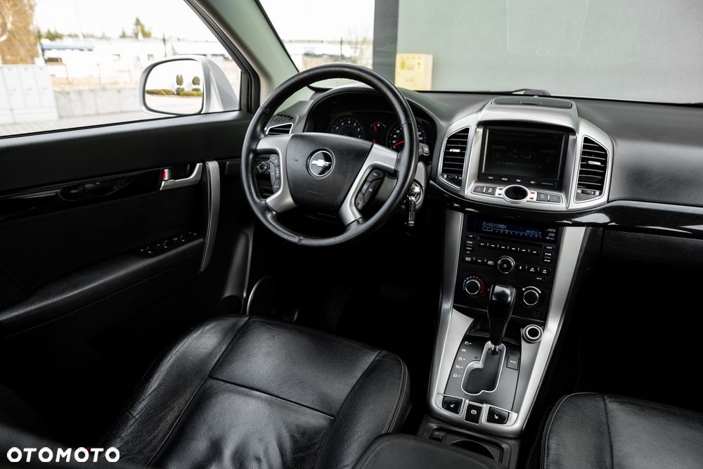 Chevrolet Captiva - 24