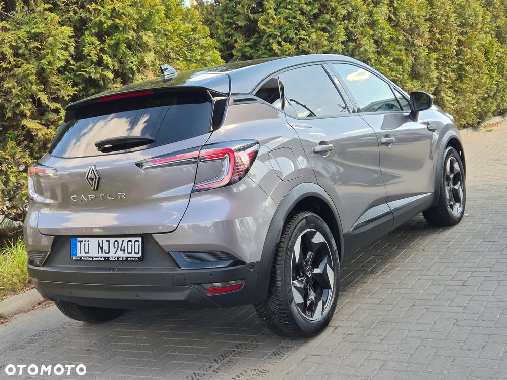 Renault Captur TCe Mild Hybrid 140 GPF TECHNO FAST TRACK - 9