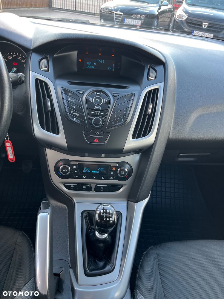 Ford Focus 1.6 EcoBoost Start-Stopp-System Trend - 19