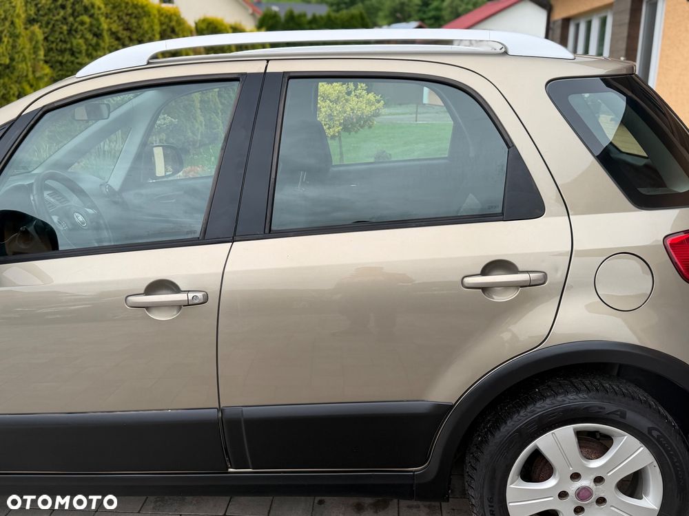 Fiat Sedici 1.6 16V 4x4 Luxury - 32