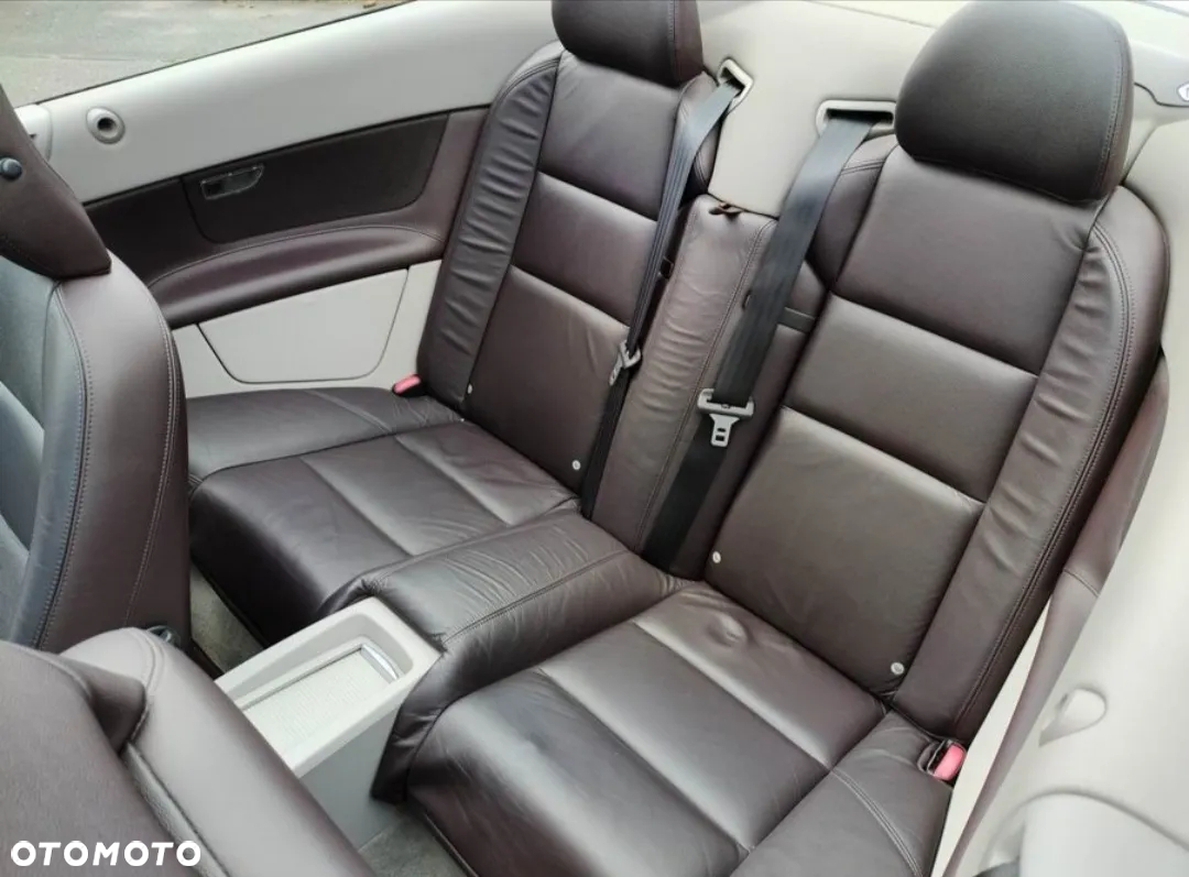Volvo C70 2.0D Summum - 14