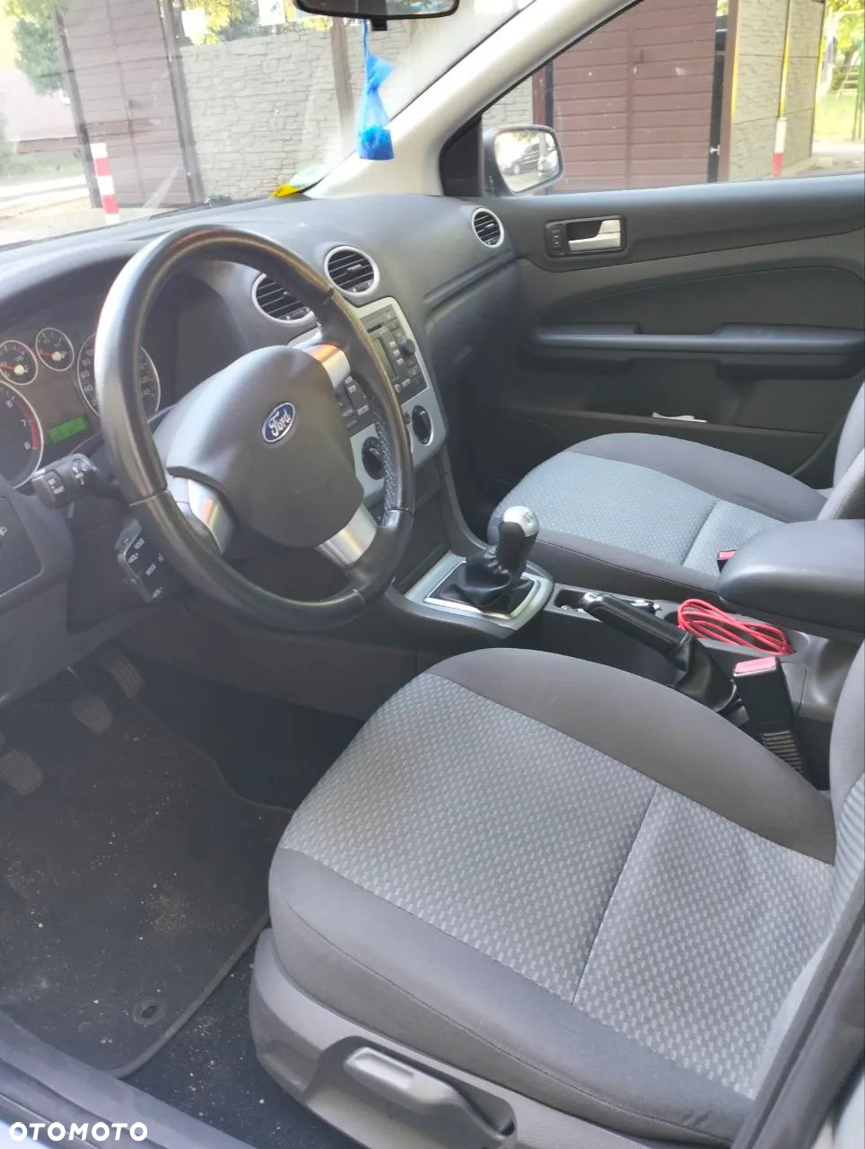 Ford Focus 1.6 Ghia - 13