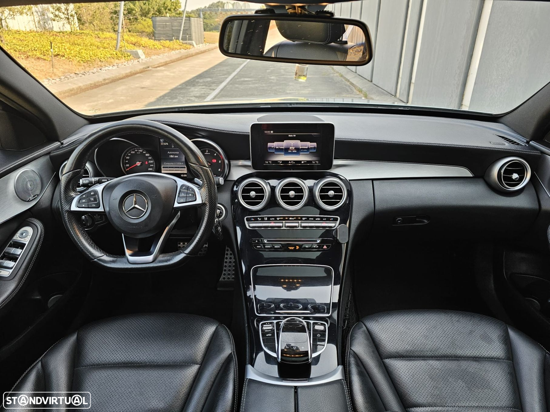 Mercedes-Benz C 300 BlueTEC Hybrid AMG Line - 16