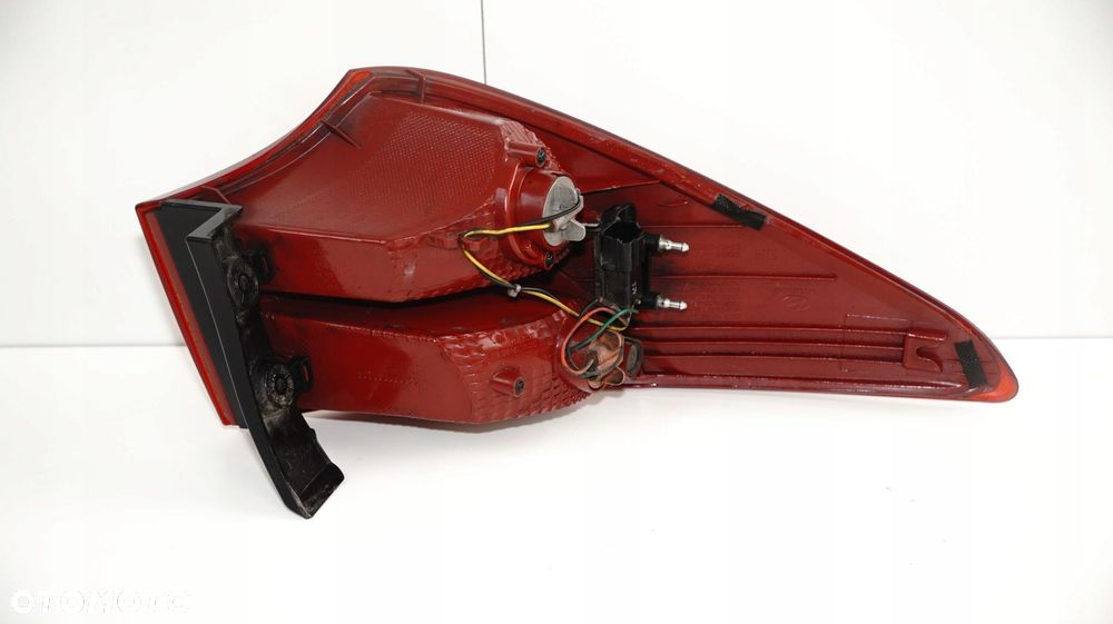 LAMPA PRAWY TYŁ TYLNA HYUNDAI SANTA FE III 3 12-15R - 10